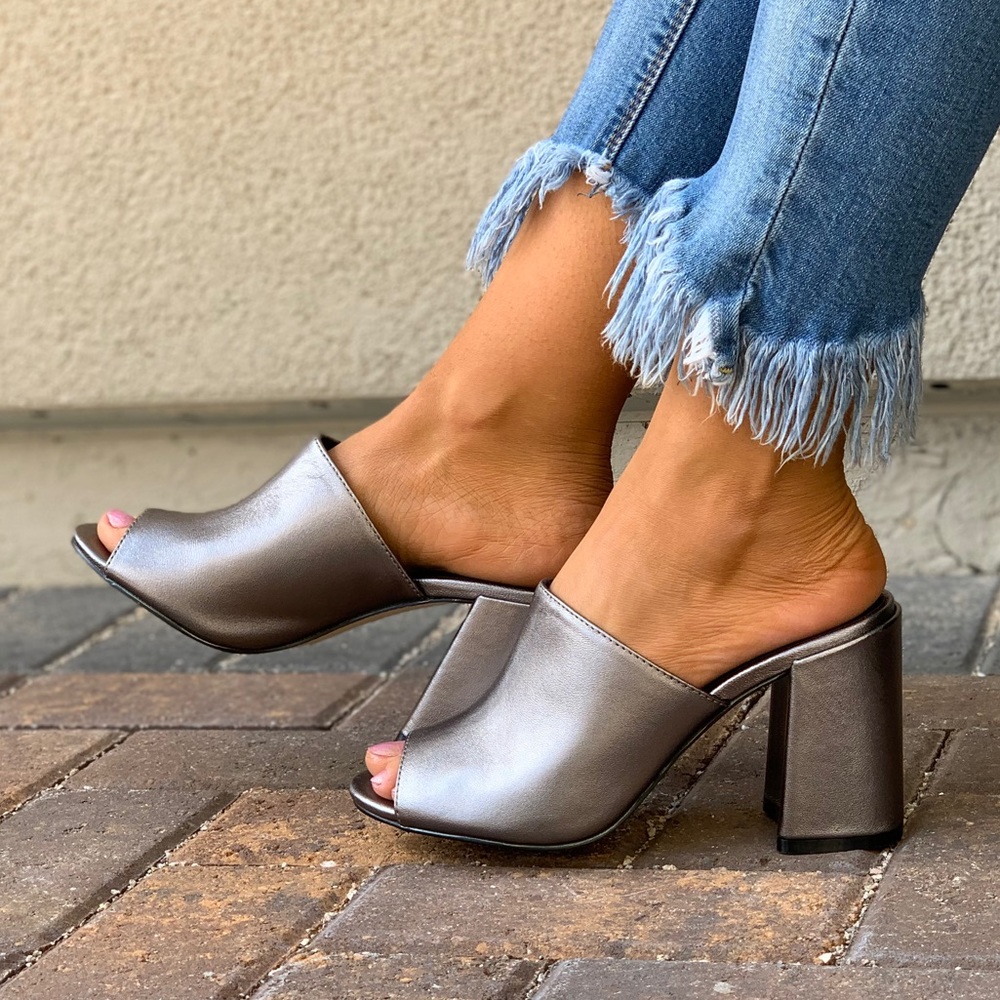 Metallic Silver Leather Peep Toe Chunky Heel Mule - Picture 4 of 8